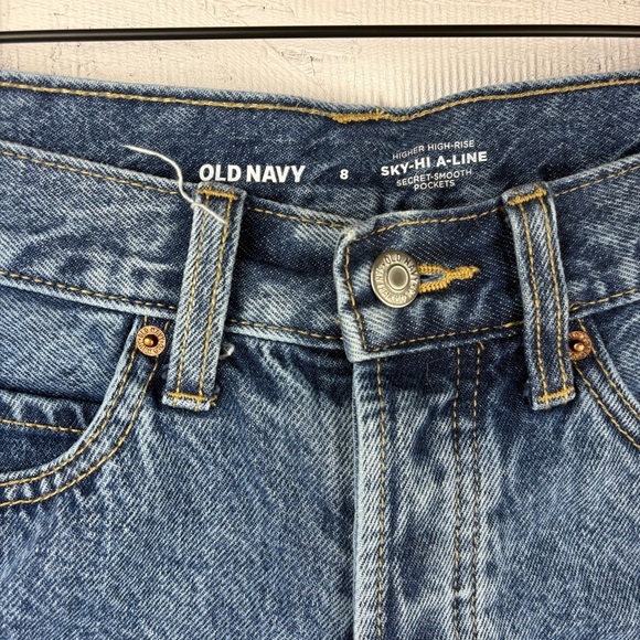 Old Navy Sky-Hi-A-Line Blue Jean Shorts Vintage Cut-Off Style Sz 8 Highest Rise - Picture 7 of 8